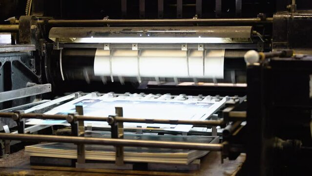 Offset printing process. Paper submission. Printing house