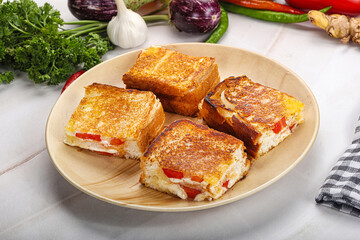 Hot sandwich cheese and tomato