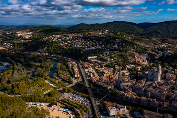 Fototapeta na wymiar Girona in Spanien aus der Luft | Aerial View of Girona in Spain