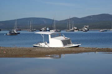 Fischerboote in der Bucht von Segacik, Türkei