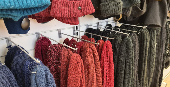 Showcase of stall with variety of women hats for the autumnmwinter season