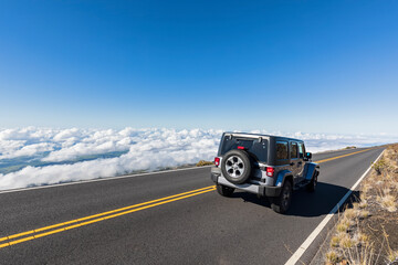 Jeep on Haleakala Highway, Maui, Hawaii, USA - obrazy, fototapety, plakaty