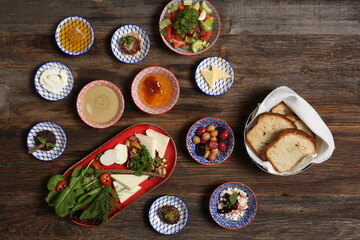 Breakfast with toast, tea and orange juice