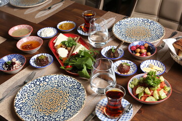 Breakfast with toast, tea and orange juice