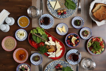 Breakfast with toast, tea and orange juice