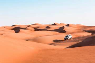 Sultanate Of Oman, Wahiba Sands, Dune bashing in an SUV - obrazy, fototapety, plakaty