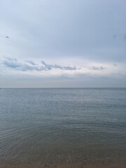 sea ​​water and gray sky