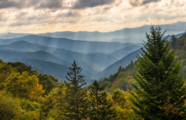 sunrise in the mountains © Jandk