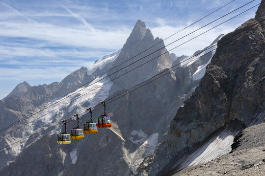 T&eacute;l&eacute;cabines de la Grave