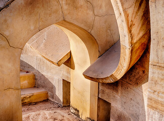 Details From the Jantar Mantar Observatory