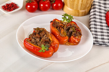 Bell pepper stuffed minced meat