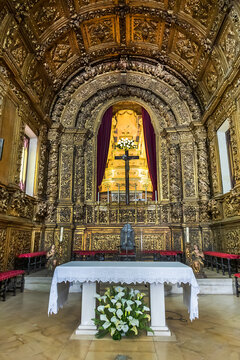 Interior of Vera Cruz Church (Igreja Paroquial de Vera Cruz, from 1606). Aveiro, Portugal. APRIL 20, 2017.