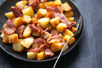 bacon potato hash breakfast