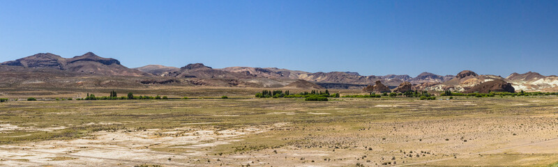 Fototapeta na wymiar Estepa 02 - RP 12 - Chubut, Patagonia