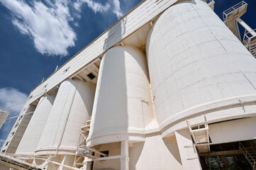 Concrete silos for storage of limestone products at plant