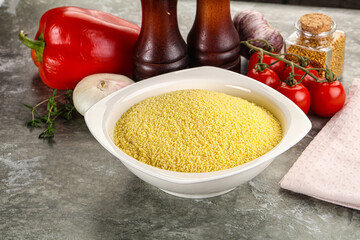 Raw dry wheat couscous grain