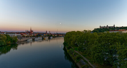 Blick über den Main zur historische Altstadt von Würzburg, Unterfranken, Franken, Bayern, Deutschland