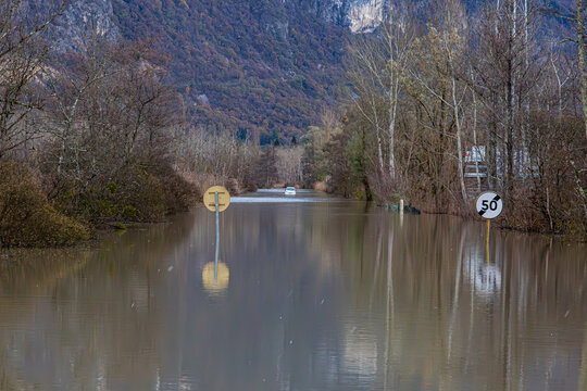 inondations du 02/12/2023, plaine de Chanaz-Chindrieux, Savoie, France. 