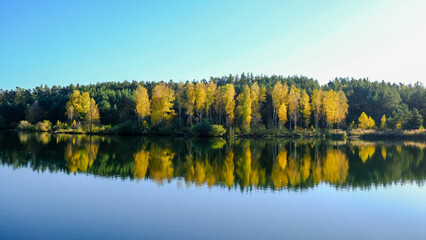 Fototapeta premium Whether sea, lake or river, water is one of the most beautiful elements of nature. Glistening in the sun, it makes every holiday even more beautiful.