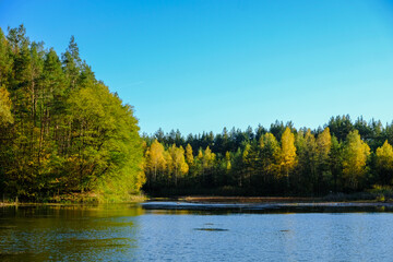 Whether sea, lake or river, water is one of the most beautiful elements of nature. Glistening in the sun, it makes every holiday even more beautiful.