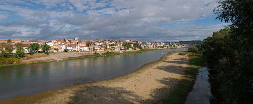 Ville de Tonneins et Garonne (Tonneins 47, Sud-ouest France, Fr&eacute;d&eacute;ric.M)
