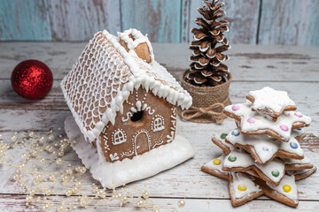 PIERNIK ŚWIĄTECZNY