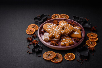 Delicious gingerbread cookies with honey, ginger and cinnamon