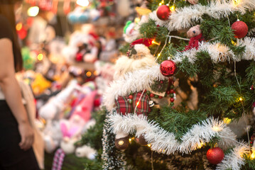 In ancient times, the Christmas tree meant a tree in paradise.