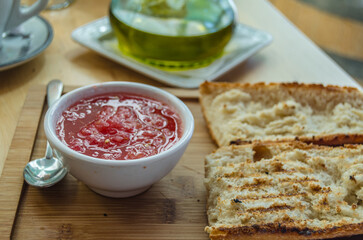 Toast with tomato and olive oil