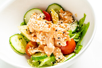 bowl with salmon and vegetables