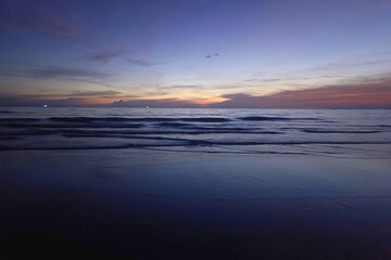 The light of the evening sea sun is a deep purple color.