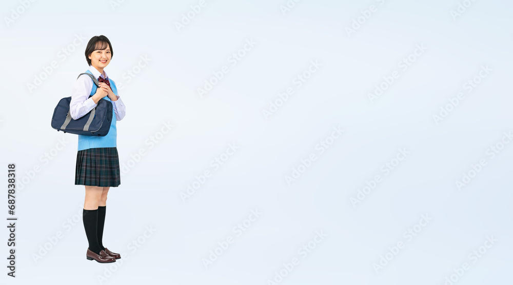 Poster 制服を着た女子学生　切り抜き全身写真（切り抜き背景透過pngも販売しております。作成者リンクから「png」で検索してください）