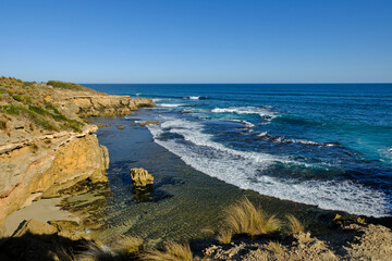 Discover sheltered bay beaches and wild surf beaches, blowholes, caves and unusual rock formations along Phillip Island's coastline.