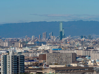 【高解像度】青空が広がる大都市の風景