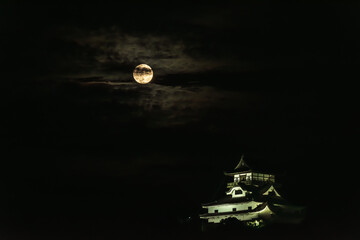 Super Blue Moon and Inuyama castle at Inuyama city,Japan