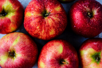Fototapeta na wymiar Fresh, crisp apples close-up. Pattern. Top View