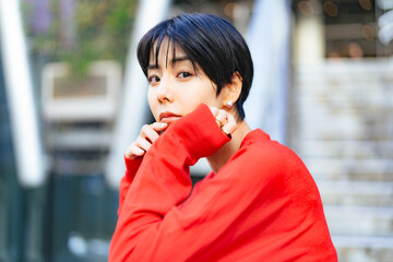女性のファッションポートレート　ストリートスナップ