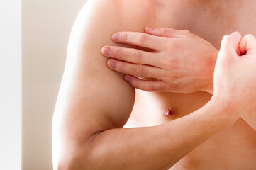 たくましい男性の上腕