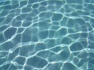 Agua piscina 