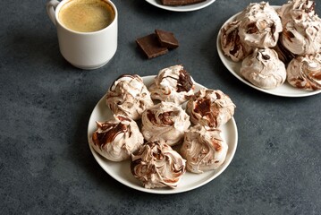 Chocolate meringue cookies