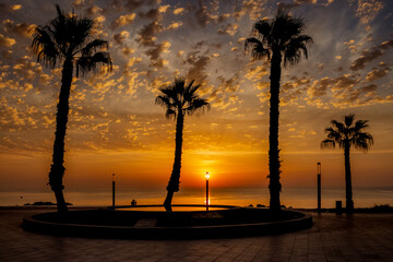 Vega Baja del Segura - El espectáculo del amanecer en el mar de la costa de Torrevieja, las siluetas y cielos en diferentes puntos de la localidad
