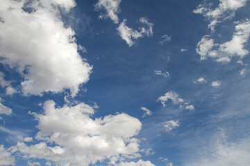 Obraz premium Beautiful blue sky and clouds natural background