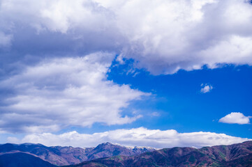 Obraz premium 冬の冠雪した美ヶ原高原