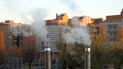 EXHAUST FUMES PM 10 AND CO2 SMOG POLLUTANTS EMITTED BY THE HEATING OF HOMES AND BUILDINGS - AIR...
