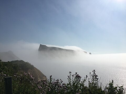 Rocher Perc&eacute; 