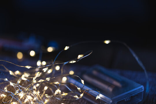 String of led lights powered by batteries
