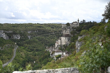 Fototapeta na wymiar Vol de Montgolfières à Rocamadour