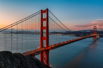 Fototapeta na wymiar Sunrise at Golden Gate Bridge in San Francisco, California