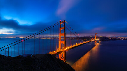 Fototapeta na wymiar Beautiful panoramic view of Golden Gate Bridge at night in San Francisco, California
