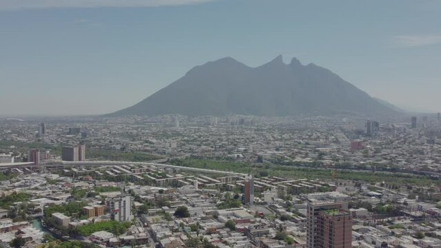 Drone Shot Cerro De La Silla Monterrey Nuevo Leon